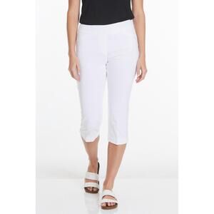 NEW N TOUCH pull-on capri pants in white